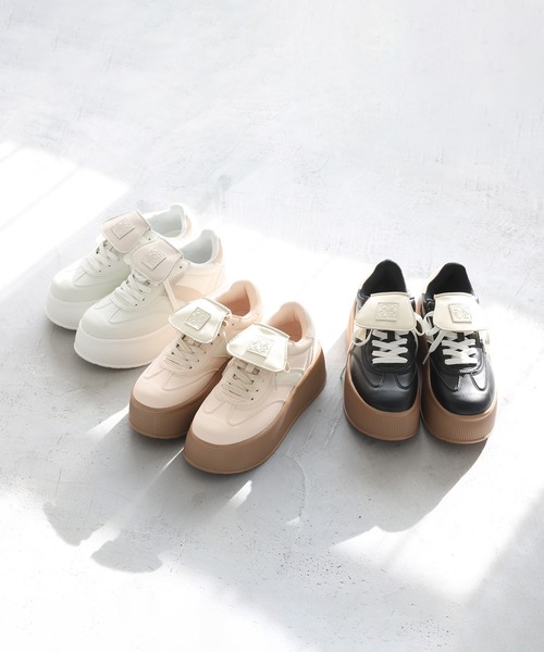イニシャルモチーフタンスニーカー（スニーカー）｜one after another