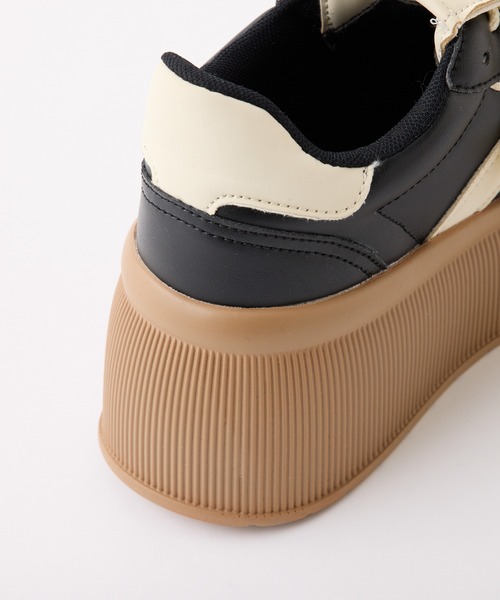 イニシャルモチーフタンスニーカー（スニーカー）｜one after another