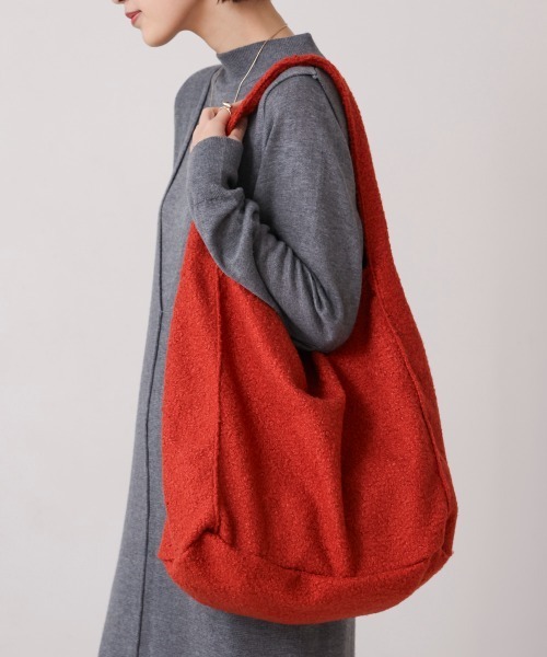 Bou Jeloud（ブージュルード）の「ウールライクショルダーバッグ（ショルダーバッグ・レディース・グレー/ブラック/レッド・ONESIZE）」の16枚目の写真