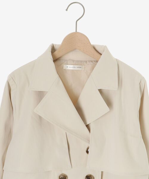 MAJESTIC LEGON（マジェスティックレゴン）の「ショートトレンチコート（トレンチコート・レディース・ベージュ/アイボリー・SMALL/MEDIUM）」の8枚目の写真