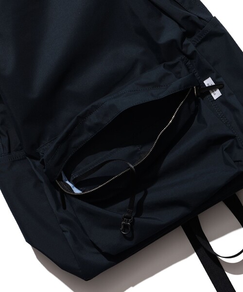 STANDARD SUPPLY(スタンダードサプライ)の「【別注】STANDARD SUPPLY / Daily Day Pack(バックパック/リュック・メンズ・ブラック/ネイビー/グレー・ONE SIZE)」の11枚目の写真