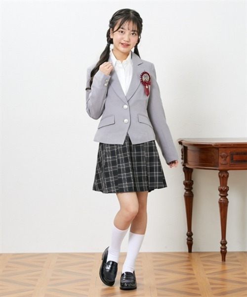 QUNTSTYLE（キュントスタイル）の「フォーマルスカートスーツ５点セット (140～165cm)（スーツセット・キッズ・グレー系/ブラック系・150/140/165/160）」の10枚目の写真