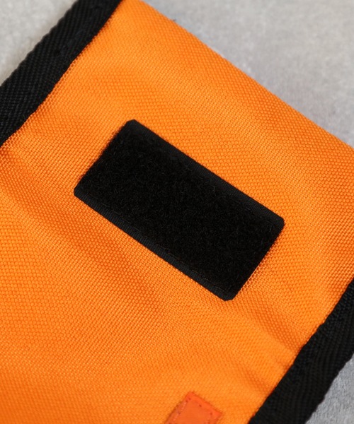 UNIVERSAL OVERALL（ユニバーサルオーバーオール）の「UNIVERSAL OVERALL コンパクトウォレット（財布・メンズ・ブラック/ブルー/レッド/オレンジ・FREE）」の17枚目の写真