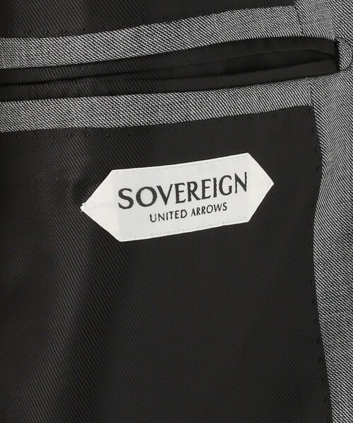 SOVEREIGN（ソブリン）の「＜SOVEREIGN＞ シャークスキン  シングル 3ボタン スーツ（スーツセット・メンズ・グレー・46/50/48）」の10枚目の写真
