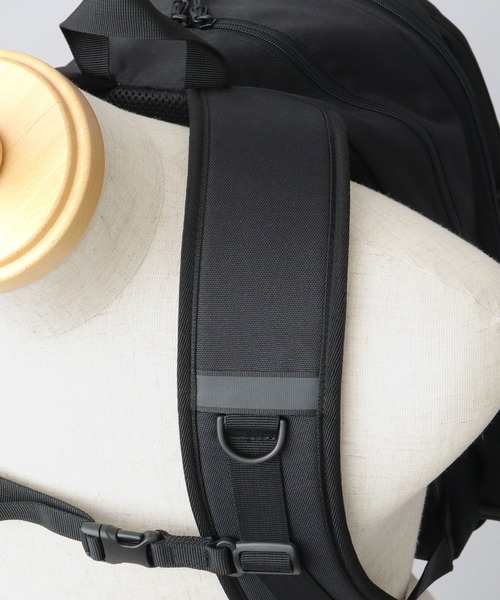 大容量 メッシュポケット 3層構造 ラウンドリュック A4・PC収納対応