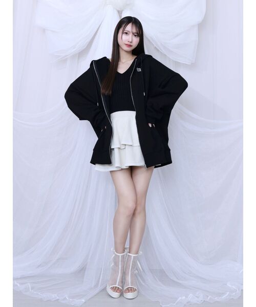 EATME(イートミー)の「フードパーカー(パーカー・レディース・オフホワイト/ブラック・FREE)」の6枚目の写真