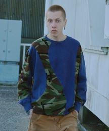 SWITCHING STITCH SWEAT CREW