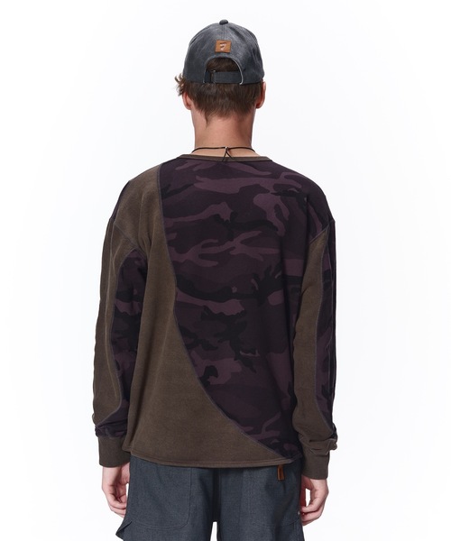 JIEDA（ジエダ）の「SWITCHING STITCH SWEAT CREW（スウェット・メンズ・ブラック/ネイビー・2/1）」の12枚目の写真