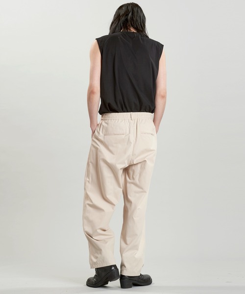 NO ID.(ノーアイディ)の「【NO ID.】Easy Wide Cocoon Trousers / イージー ワイド コクーン トラウザーズ(デニムパンツ・メンズ・アイボリー/ブラック/ベージュ・2/1)」の17枚目の写真