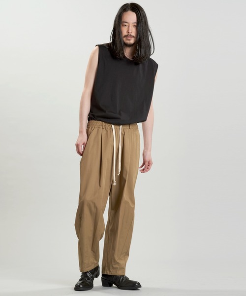 NO ID.(ノーアイディ)の「【NO ID.】Easy Wide Cocoon Trousers / イージー ワイド コクーン トラウザーズ(デニムパンツ・メンズ・アイボリー/ブラック/ベージュ・2/1)」の22枚目の写真