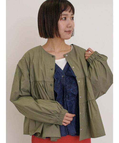 Samansa Mos2（サマンサ モスモス）の「ティアードジャケット（ノーカラージャケット・レディース・ベージュ/カーキ/ブラック・F）」の18枚目の写真