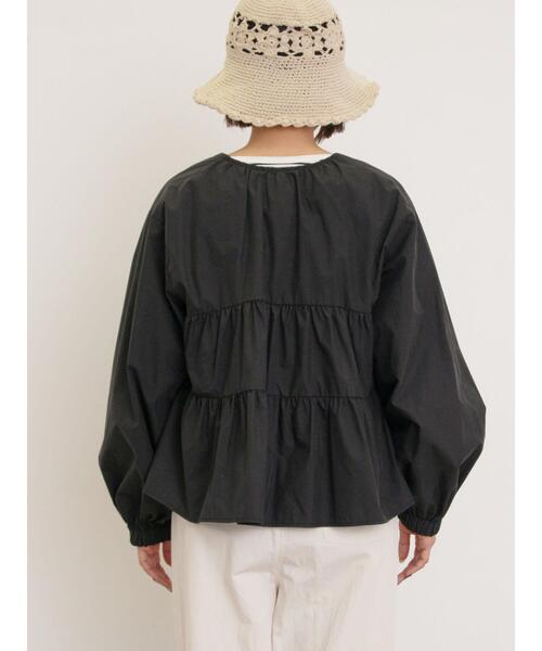 Samansa Mos2（サマンサ モスモス）の「ティアードジャケット（ノーカラージャケット・レディース・ベージュ/カーキ/ブラック・F）」の5枚目の写真