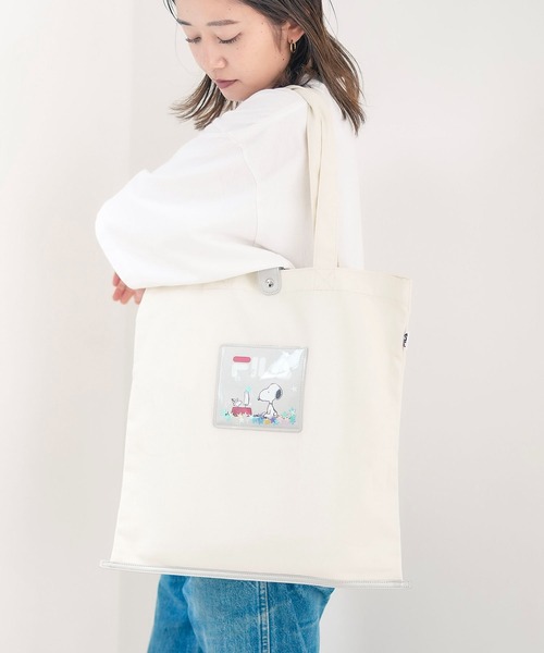 FILA(フィラ)の「【FILA/フィラ × PEANUTS/ピーナッツ】キャンバストートバッグ(トートバッグ・レディース・ベージュ/ブラック/ホワイト・FREE)」の1枚目の写真