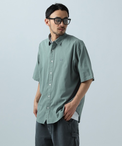 BAYFLOW（ベイフロー）の「ワンポイント刺繍半袖シャツ（シャツ/ブラウス・メンズ・チャコール/グリーン/オフホワイト・LARGE/MEDIUM）」の3枚目の写真
