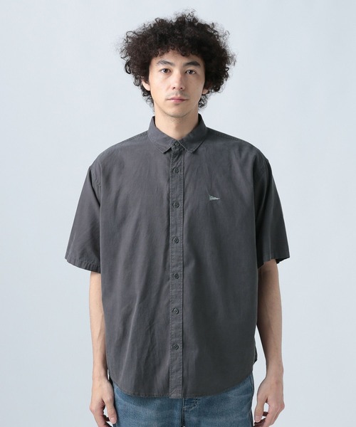 BAYFLOW（ベイフロー）の「ワンポイント刺繍半袖シャツ（シャツ/ブラウス・メンズ・チャコール/グリーン/オフホワイト・LARGE/MEDIUM）」の19枚目の写真