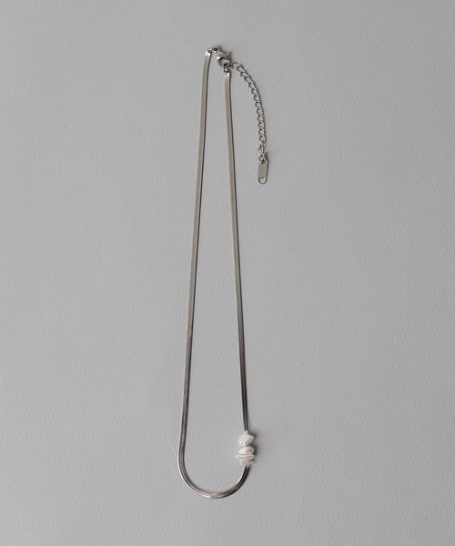 ORLEAN（オルレアン）の「【ORLEAN】 バロックパール×スネークチェーンネックレス サージカルステン（ネックレス・レディース・シルバー/ゴールド・フリー）」の17枚目の写真