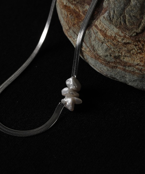 ORLEAN（オルレアン）の「【ORLEAN】 バロックパール×スネークチェーンネックレス サージカルステン（ネックレス・レディース・シルバー/ゴールド・フリー）」の19枚目の写真