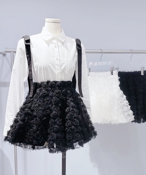lilLilly 【pain】 ローズチュールミニスカート (ホワイト) ローズチュールミニスカート（スカート）｜Pain（ペイン）の