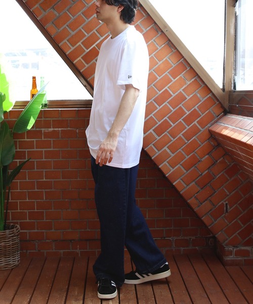 NEW ERA(ニューエラ)の「NEW ERA クルーネック半袖Tシャツ(Tシャツ/カットソー・メンズ・ホワイト/ネイビー系1/ブラック/グレー系その他/ダークグリーン・LARGE/X-LARGE/MEDIUM/SMALL)」の19枚目の写真