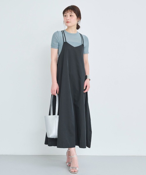 attiree(アティレー)の「ダブルストラップバックリボンキャミワンピース(ワンピース・レディース・ブラック/グレー/ライトベージュ・FREE)」の17枚目の写真
