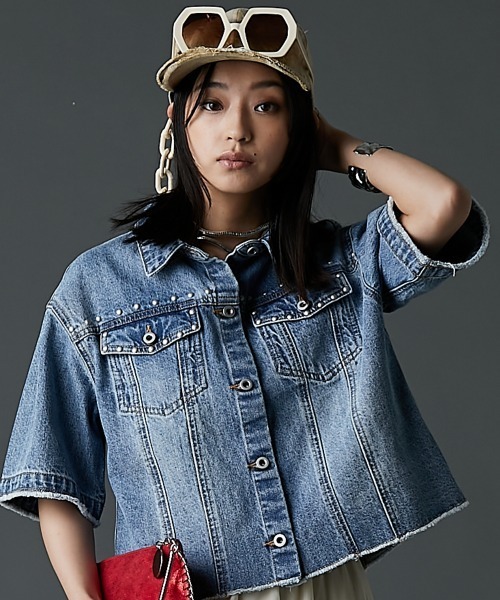 GEVS.(ジェイヴィス)の「スタッズ付デニムシャツ<大きいサイズ有>GEVS.(シャツ/ブラウス・レディース・ネイビー系/ブルー系・LL/3L/4L/5L/M/L)」の22枚目の写真