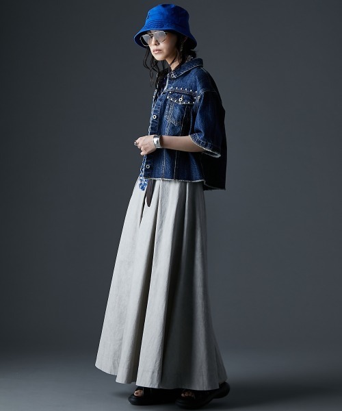 GEVS.(ジェイヴィス)の「スタッズ付デニムシャツ<大きいサイズ有>GEVS.(シャツ/ブラウス・レディース・ネイビー系/ブルー系・LL/3L/4L/5L/M/L)」の11枚目の写真