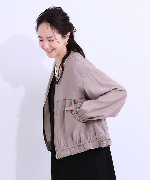 DRESKIP（ドレスキップ）の「【S-LL】大人のシアー感が魅力 ドロストブルゾン（ブルゾン・レディース・ベージュ/チャコールグレー/オフホワイト・01/02/03/04）」の13枚目の写真