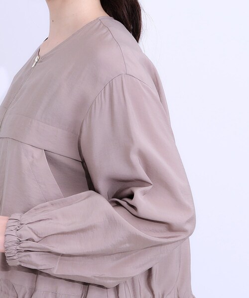 DRESKIP（ドレスキップ）の「【S-LL】大人のシアー感が魅力 ドロストブルゾン（ブルゾン・レディース・ベージュ/チャコールグレー/オフホワイト・01/02/03/04）」の20枚目の写真