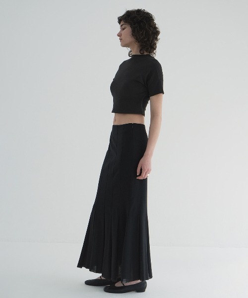 CLANE(クラネ)の「PLEATS MERMAID SKIRT(スカート・レディース・ホワイト/ブラック・0/1/2)」の15枚目の写真
