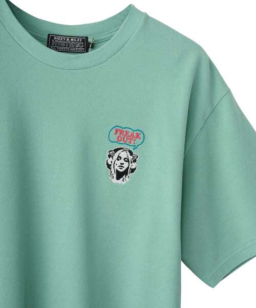 ヒステリックグラマー刺繍 Tシャツ新品同様 HYSTERIC GLAMOUR（ヒステリックグラマー）の「VIXEN GIRL刺繍 T