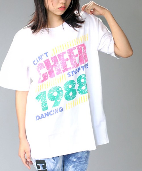 CHEER(チアー)の「カラフルかすれプリントBIGTEE(Tシャツ/カットソー・レディース・ホワイト/ブラック・S/M)」の2枚目の写真