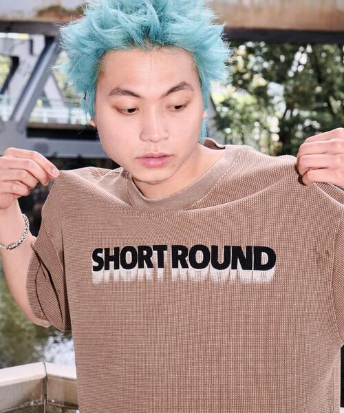 SHORT ROUND(ショートラウンド)の「SHORT ROUND/ブリーチワッフルダメージグラフィックT(Tシャツ/カットソー・メンズ・ブラウン/スミクロ・MEDIUM/LARGE)」の17枚目の写真