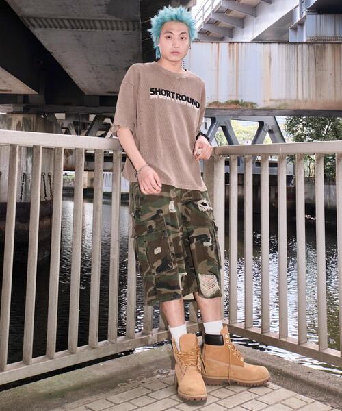 SHORT ROUND(ショートラウンド)の「SHORT ROUND/ブリーチワッフルダメージグラフィックT(Tシャツ/カットソー・メンズ・ブラウン/スミクロ・MEDIUM/LARGE)」の22枚目の写真