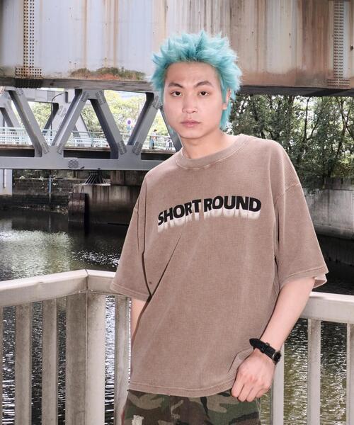 SHORT ROUND(ショートラウンド)の「SHORT ROUND/ブリーチワッフルダメージグラフィックT(Tシャツ/カットソー・メンズ・ブラウン/スミクロ・MEDIUM/LARGE)」の3枚目の写真
