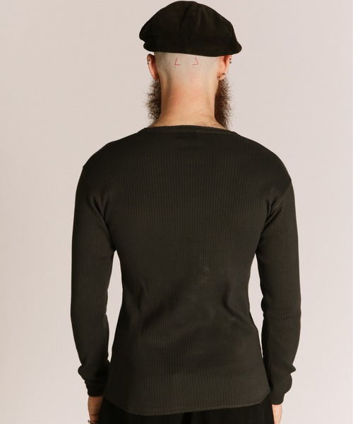 schott（ショット）の「Schott/ショット/ARMY RIB HENLEY LS T-SHIRT/アーミーリブ ヘンリー ロンT（Tシャツ/カットソー・メンズ・ナチュラル/チャコールグレー・2XL/XL/L/M）」の4枚目の写真