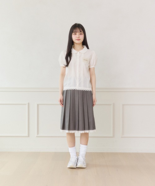FCMM(エフシーエムエム)の「【日本限定】TAG BLOUSE / タグブラウス(シャツ/ブラウス・レディース・オフホワイト/ネイビー/ライトブルー/チャコールグレー・MEDIUM/SMALL)」の22枚目の写真