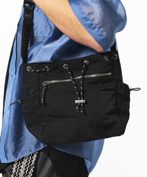 ブラックナイロンドローストリングバッグ UNISEX》Nylon Drawstring Bag/ナイロンドローストリングバッグ
