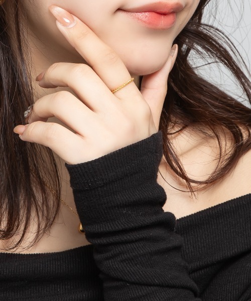 kirakiraShop(キラキラショップ)の「ツイスト 華奢 リング(リング・レディース・シルバー/ゴールド・11号/16号/14号)」の7枚目の写真