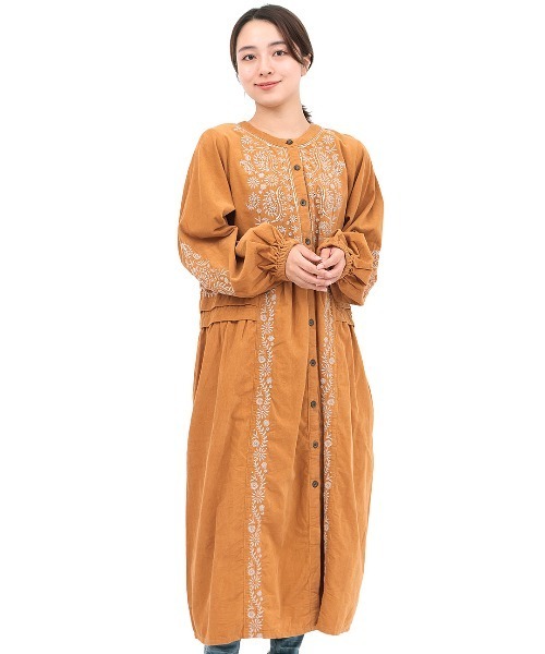 チチカカ（チチカカ）の「Rico ペイズリー刺繍コーデュロイワンピース（ワンピース・レディース・グリーン/ブラック/マスタード・FREE）」の11枚目の写真