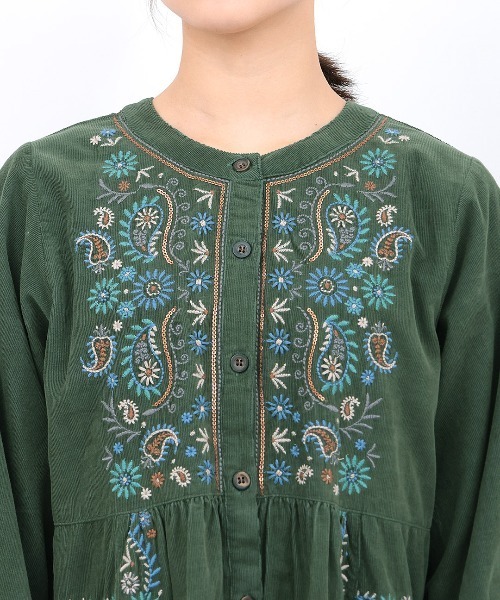 チチカカ（チチカカ）の「Rico ペイズリー刺繍コーデュロイワンピース（ワンピース・レディース・グリーン/ブラック/マスタード・FREE）」の16枚目の写真