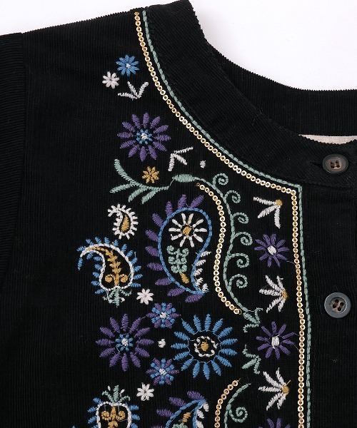 チチカカ（チチカカ）の「Rico ペイズリー刺繍コーデュロイワンピース（ワンピース・レディース・グリーン/ブラック/マスタード・FREE）」の20枚目の写真