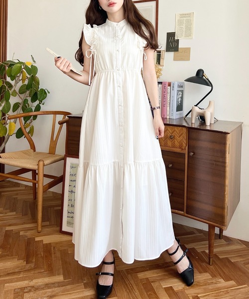 moment+(モーメントプラス)の「ドロストリボンショルダーフリルティアードシャツワンピース(シャツワンピース・レディース・ネイビー/ブラック/オフホワイト・M/L)」の17枚目の写真