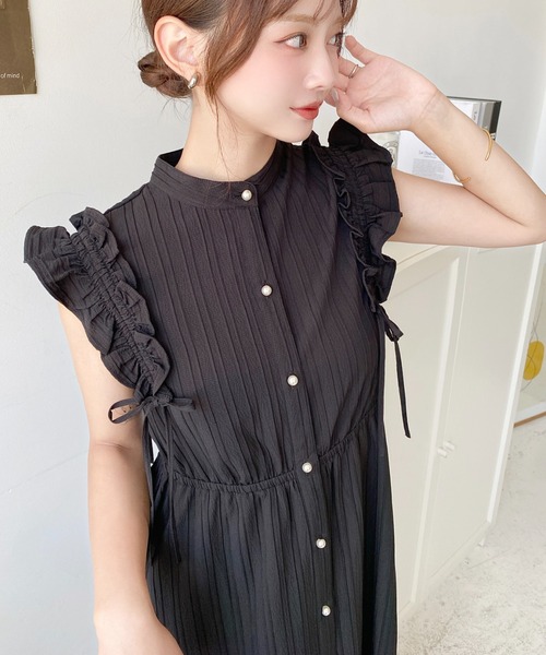 moment+(モーメントプラス)の「ドロストリボンショルダーフリルティアードシャツワンピース(シャツワンピース・レディース・ネイビー/ブラック/オフホワイト・M/L)」の21枚目の写真