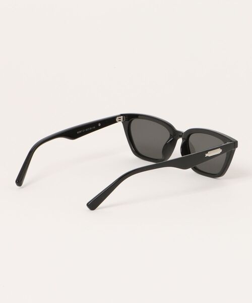 Chikashitsu +（チカシツプラス）の「【Chikashitsu +】square frame sunglasses 4 / 【チカシツプラス】スクエアフレームアイグラス（サングラス・メンズ・ブラック・ONE SIZE）」の3枚目の写真