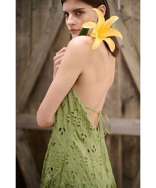 Estella.K（エステラケー）の「Gabi Lace Dress エンブロイダリーレースホルタードレス（ワンピース・レディース・ホワイト/ネイビー/グリーン・FREE）」の12枚目の写真