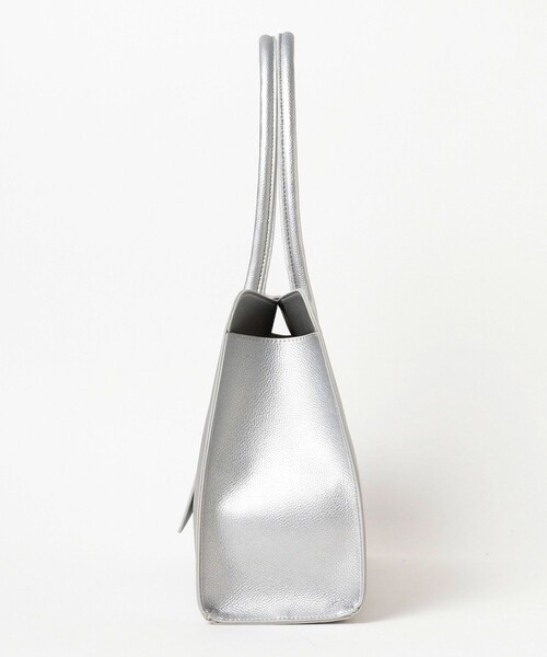 Ray BEAMS（レイビームス）の「RBS / ベルテッド トート バッグ（トートバッグ・レディース・シルバー/ブラック・ONE SIZE）」の4枚目の写真