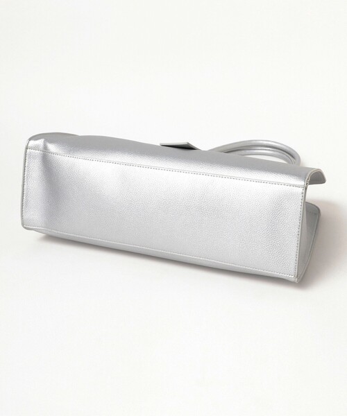 Ray BEAMS（レイビームス）の「RBS / ベルテッド トート バッグ（トートバッグ・レディース・シルバー/ブラック・ONE SIZE）」の6枚目の写真