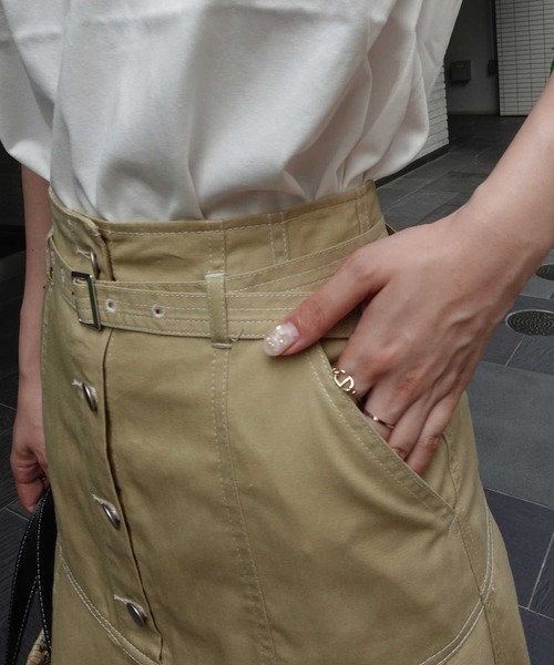 CORNERS（コーナーズ）の「ヨークフレアチノスカート（デニムスカート・レディース・ベージュ/ブラック・マルチサイズ）」の6枚目の写真