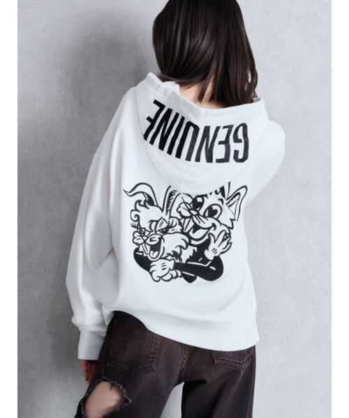 GYDA(ジェイダ)の「GENUINE BUNNYスウェットパーカー(パーカー・レディース・オフホワイト/ブラック/ネイビー/レッド・FREE)」の5枚目の写真