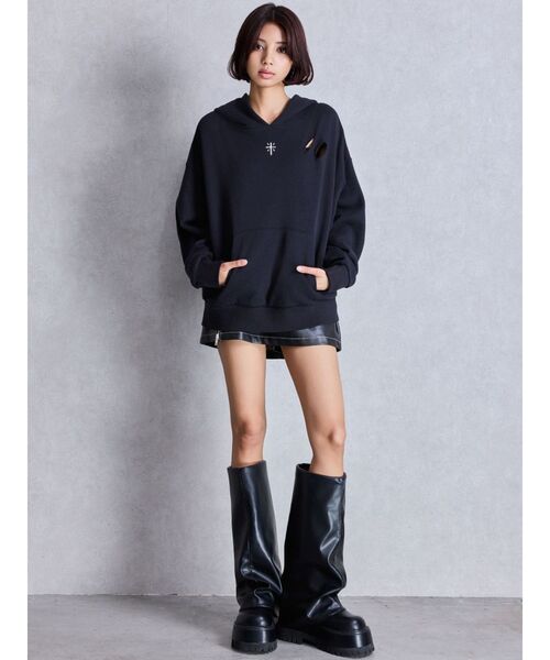 GYDA(ジェイダ)の「GENUINE BUNNYスウェットパーカー(パーカー・レディース・オフホワイト/ブラック/ネイビー/レッド・FREE)」の12枚目の写真